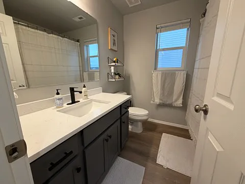 1910 SW Cooper Ave — Photo 12