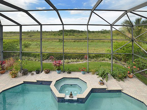 Home For Sale In Saturnia