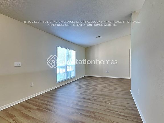 3rd image of 2655 Green Valley Dr