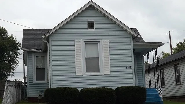 6219 Harding Ave photo 1