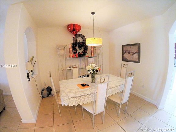 5th image of 10211 NW 10th St #0000