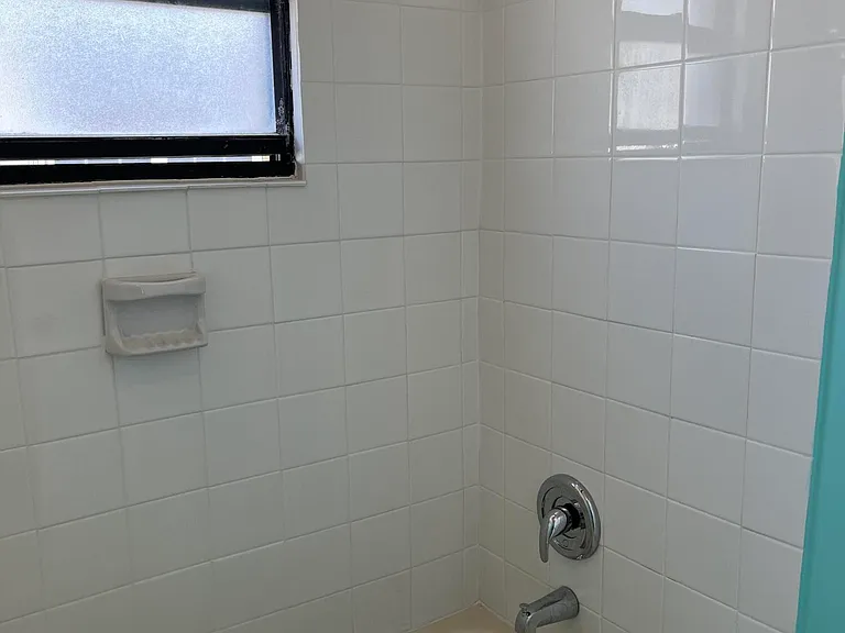 100 3rd Ln — Photo 9