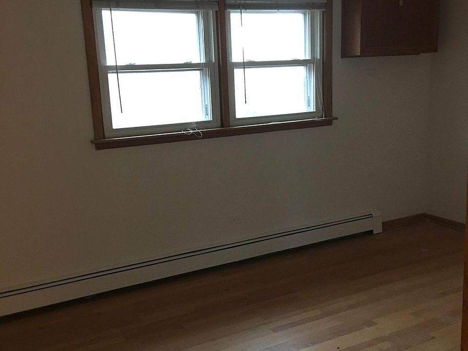 1st image of 8523 W Bryn Mawr Ave APT 3S