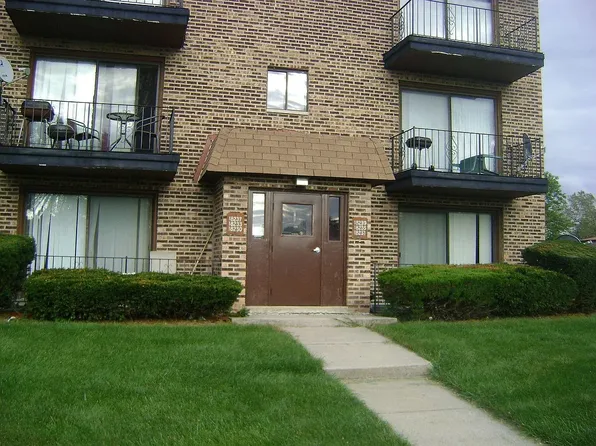 18233 Ravisloe Ter, Country Club Hills, IL 60478