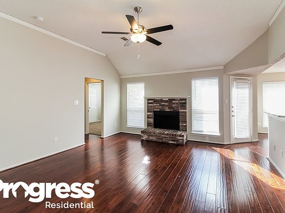 2nd image of 314 Winnipeg Dr