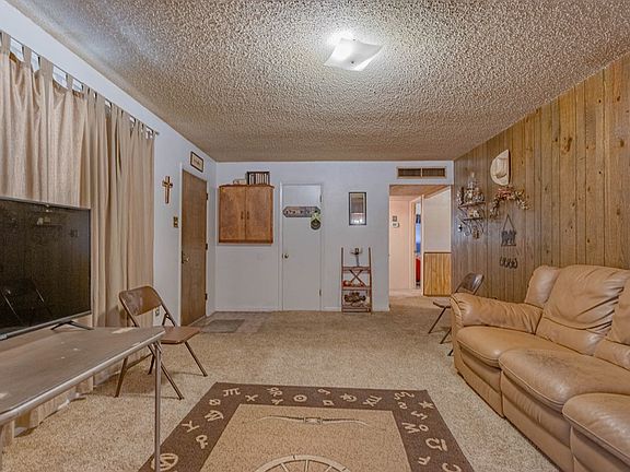 4th image of 3633 Bonham Ave