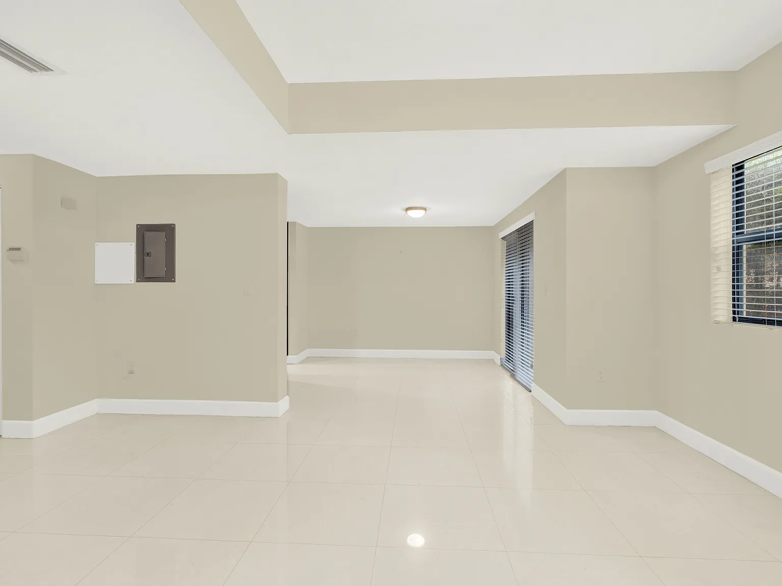 838 Salzedo St. - 101 — Photo 3