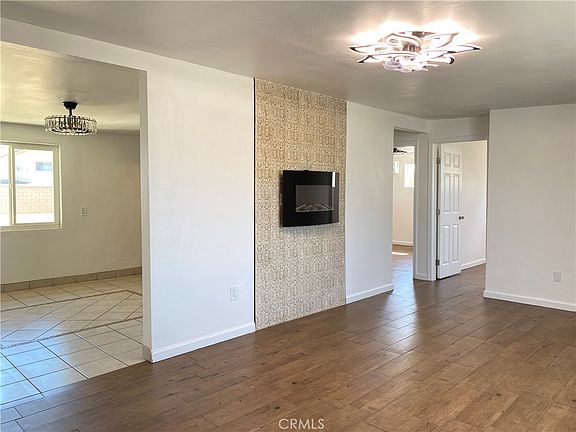 4th image of 24197 Clover Ave