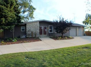 1621 Walter Ave, Racine, WI 53403