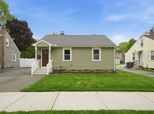 23 Gilman St, Springfield, MA 01118