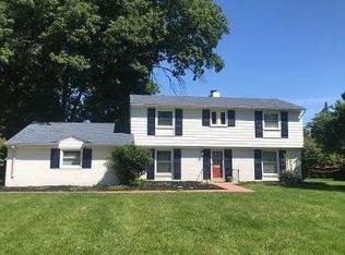 4245 W Newland Dr, West Bloomfield, MI 48323