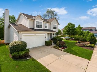 2755 Rustling Oak Blvd, Hilliard, OH