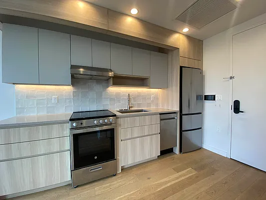 Rented by Lodger Corp | media 7