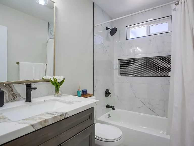5013 Conrad Ave — Photo 29