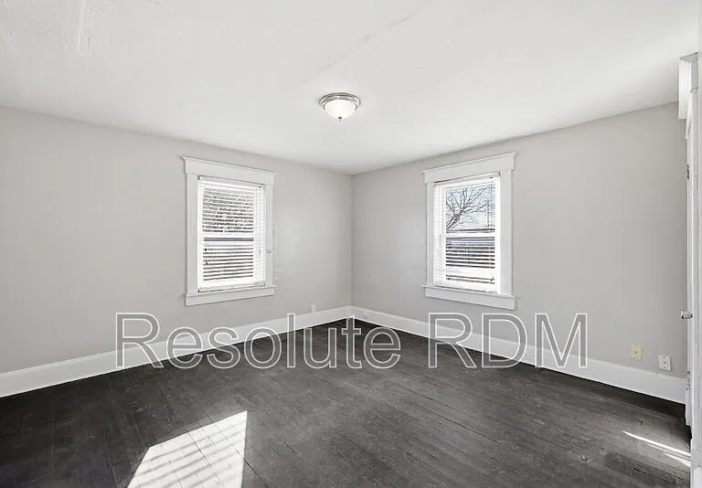 1622 Yandes St — Photo 17