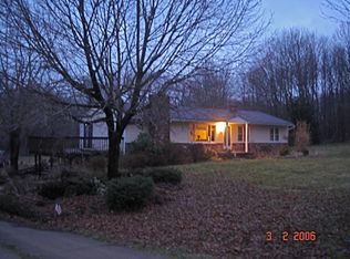 1456 W Turkeyfoot Lake Rd, Barberton, OH 44203