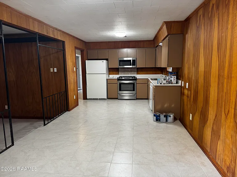 James Paul Ave — Photo 3