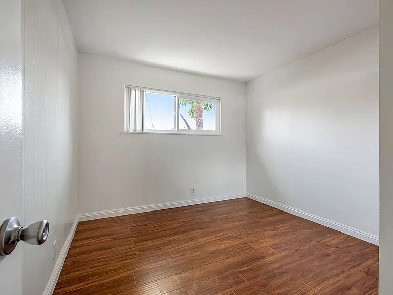 1139 N Shattuck St — Photo 26