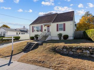 43 Malden St, Cranston, RI 02910