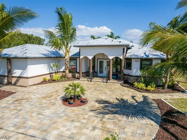 5649 Winkler Rd, Fort Myers, FL 33919