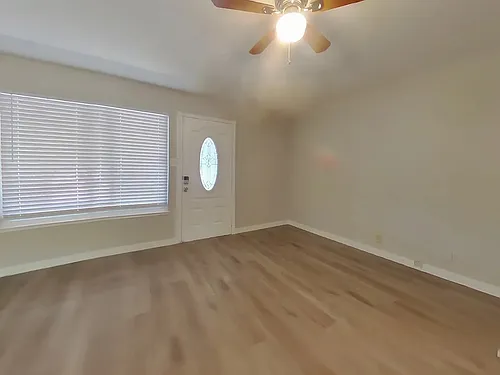 241 Benjamin Ave Photo 1