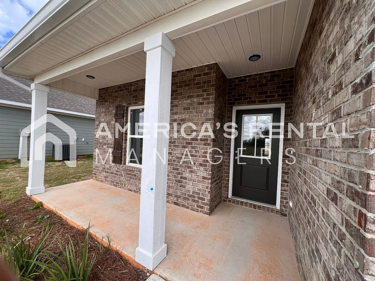 Building Photo - 21533 Tawny Loop