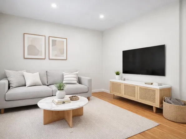 204-206 W 5th St #3, Boston, MA 02127