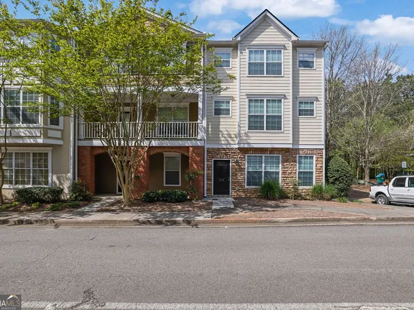 215 Riverstone Commons Cir, Canton, GA 30114