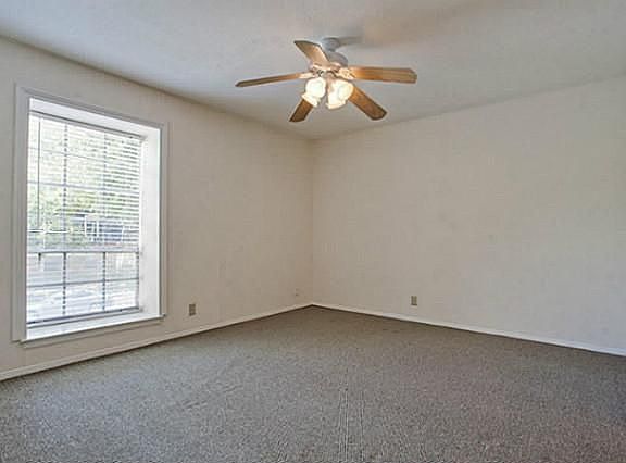 3rd image of 5319 Fleetwood Oaks Dr #257