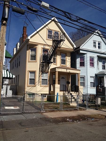 2nd image of 1061 Lafayette St