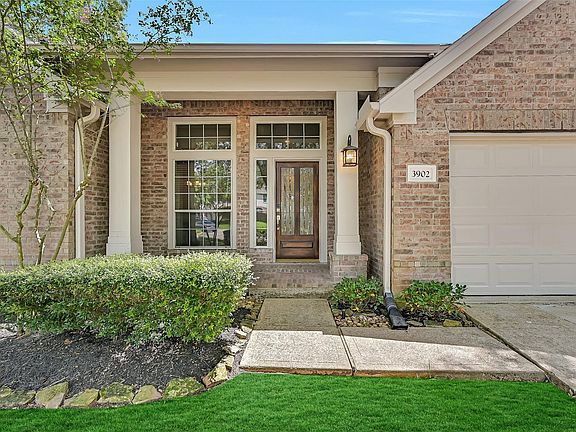 2nd image of 3902 Amerson Ct