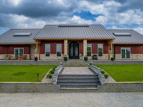 11493 Stateline Rd, Dyer, IN 46311