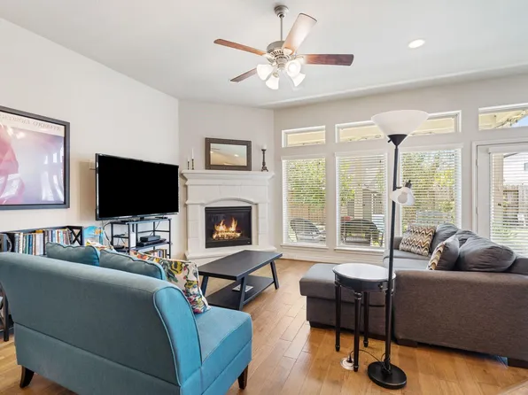 13814 Tidewater Crest Ln, Pearland, TX 77584