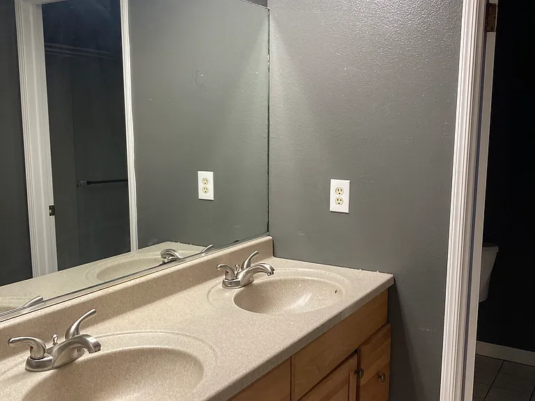 2385 Fernwood Dr — Photo 8