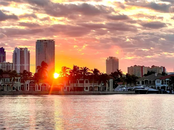 2910 Point East Dr APT M414, Aventura, FL 33160