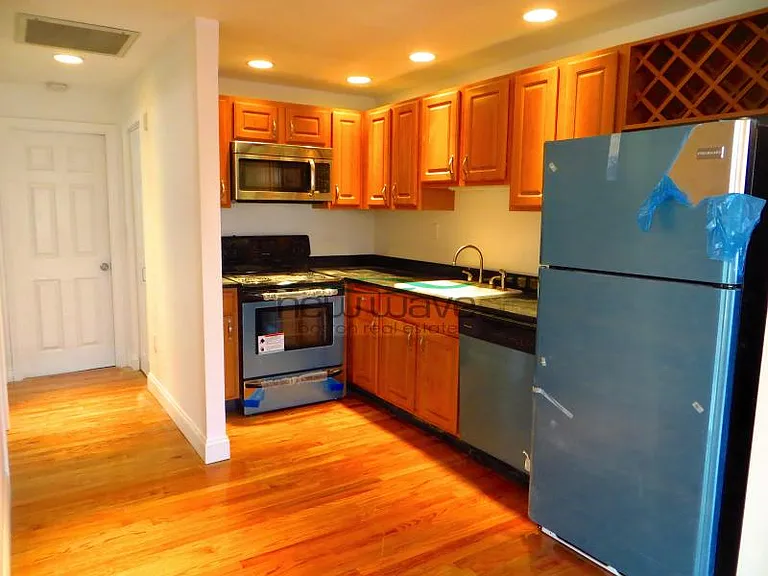 108 Jersey St #5 — Photo 1