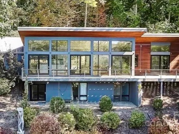 6 Stegall Ln, Asheville, NC 28805
