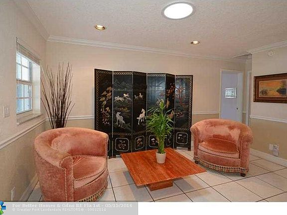 5th image of 5225 NE 2nd Ave