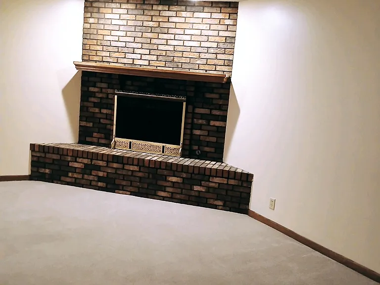 1630 Trelawney Dr — Photo 2
