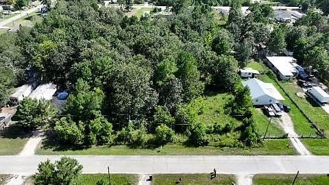 3rd image of 1616 County Road 3404