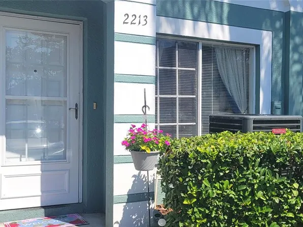 2213 Fluorshire Dr, Brandon, FL 33511