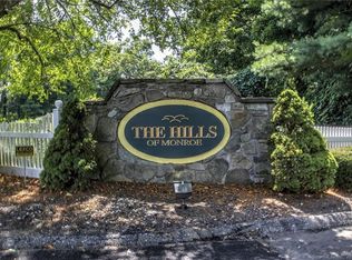 203A Windgate Cir #A, Monroe, CT 06468