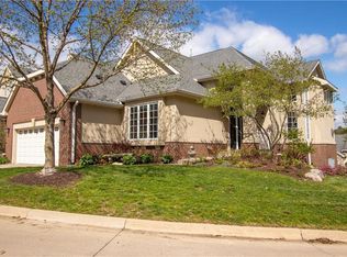 2856 Druid Hill Dr, Des Moines, IA 50315