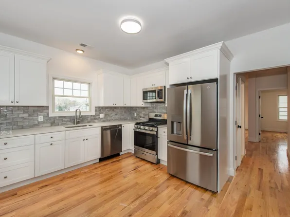 17 N Weiss St Floor 2, Manville, NJ 08835