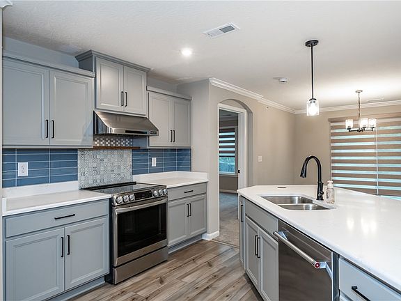 4th image of 2677 Verdant Ln