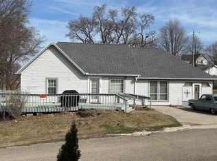 108 W 4th St, Massena, IA 50853