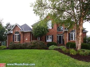 1800 Davenport Cir, Lincoln, NE 68512
