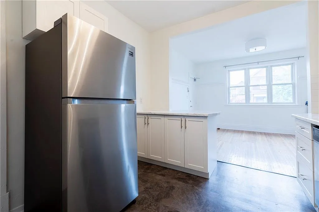 1 bed, 1.0 bath, 680 sqft, $1,800 — Photo 3