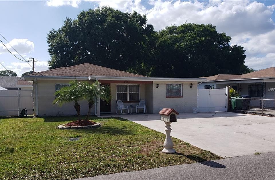 1st image of 2504 N Glen Ave