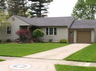 834 Woodlawn Ave, Girard, OH